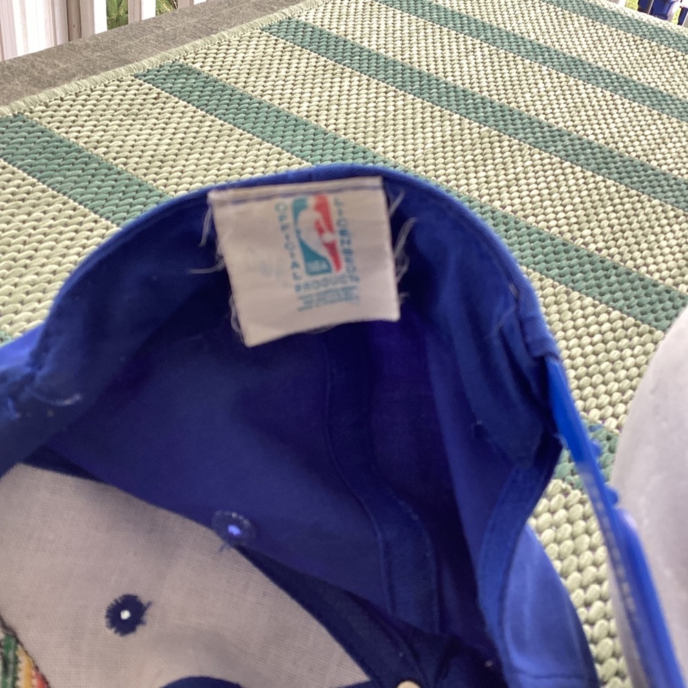 Vintage Denver Nuggets Rainbow Skyline Snapback Hat NBA Blue Retro 90s Cap Mens - Picture 4 of 4
